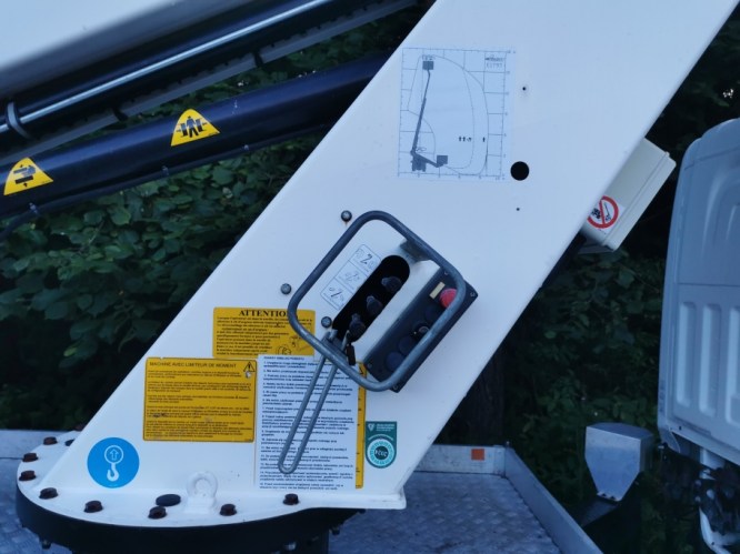 Podnośnik koszowy 28 metrów usługi minikoparką Lubartów